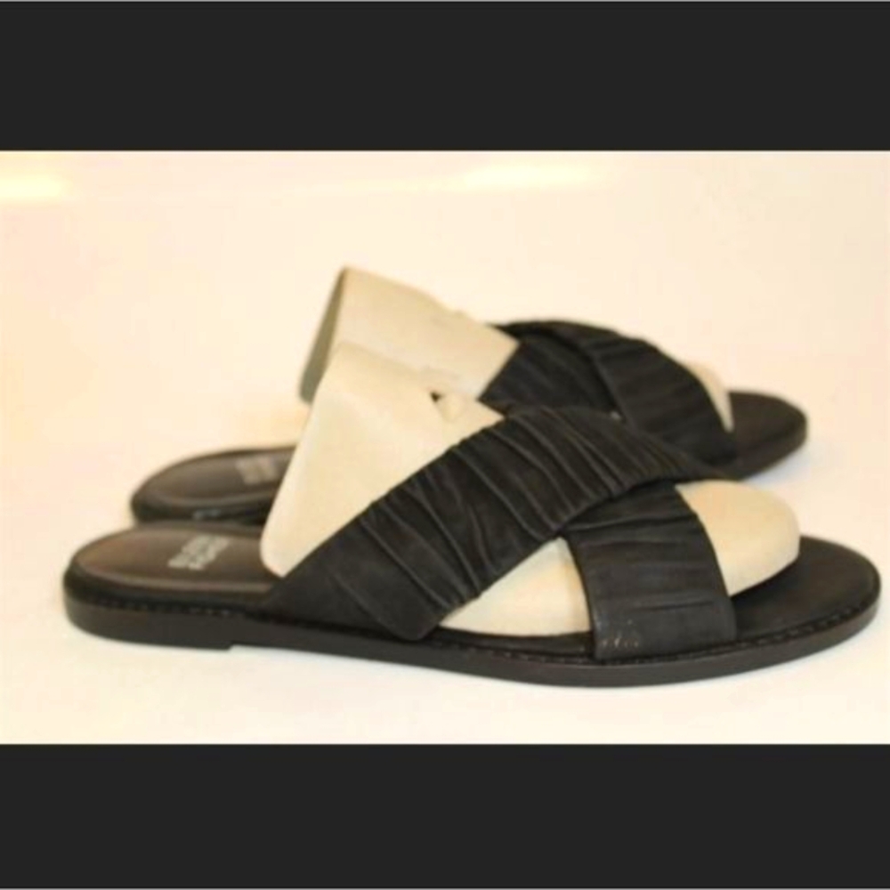 Eileen Fisher 8.5 Cross Strap Slides Sandals Flats Shoes - Picture 6 of 9